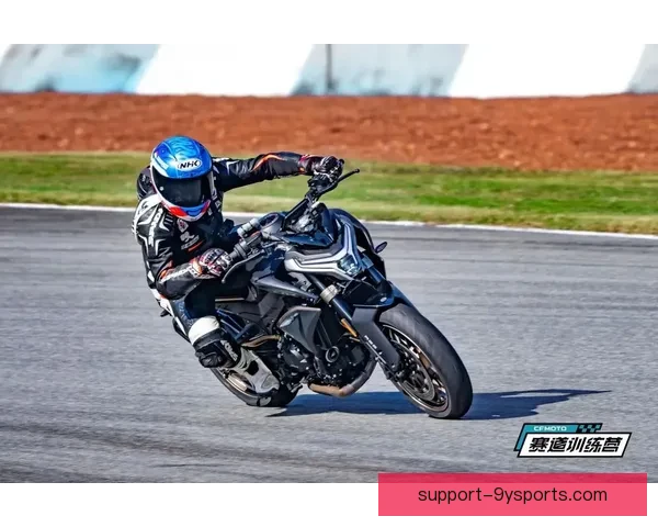 MotoGP赛季最新动态：顶级车手表现亮眼 新技术引领赛道变革