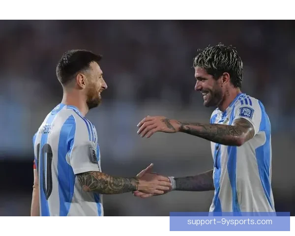 梅西加盟迈阿密国际引爆全球关注，揭开美国足球新篇章